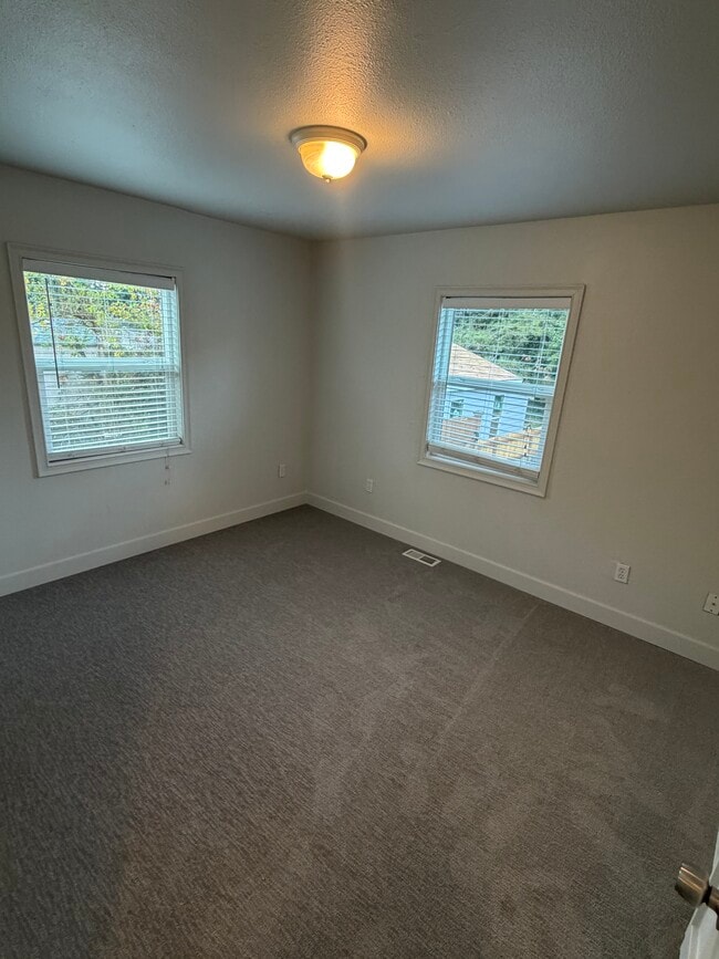 Building Photo - 7511 37th St W