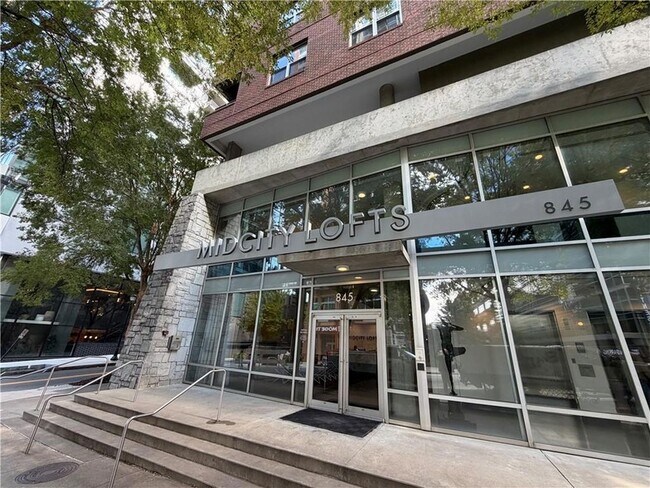 Primary Photo - 845 Spring St NW