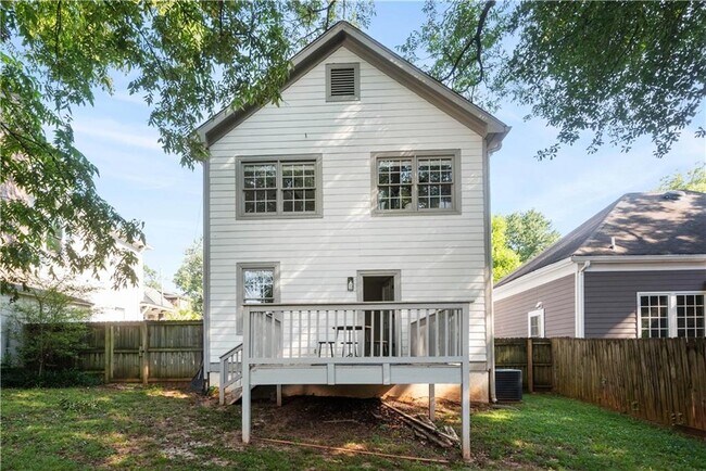 Building Photo - 841 Kirkwood Ave SE