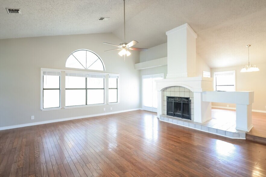 Building Photo - 8374 Slippery Rock