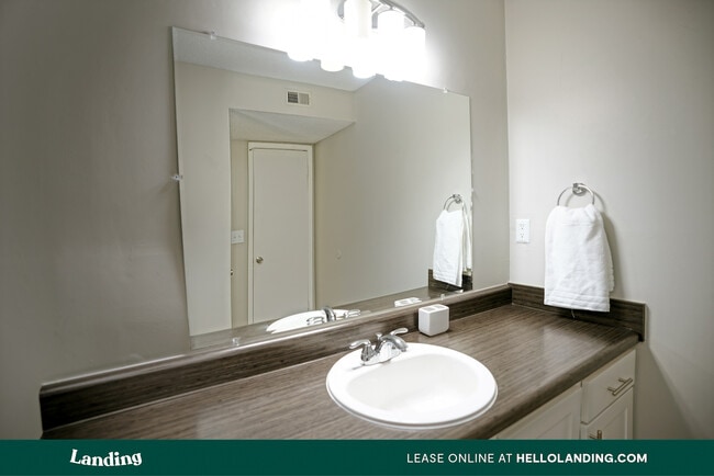 Building Photo - 801 Cahaba Forest Cove