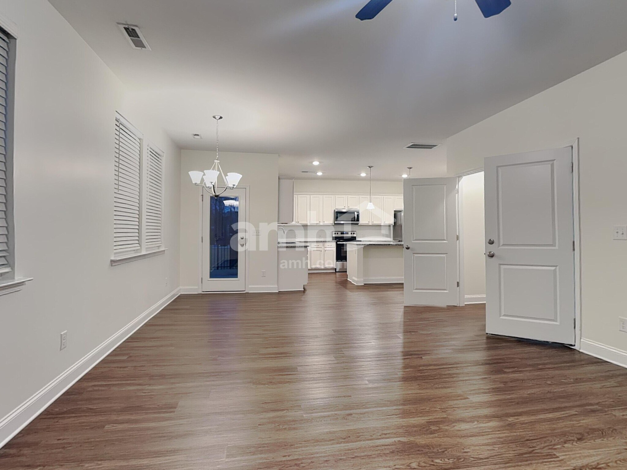 Building Photo - 13025 Wishsong Ct