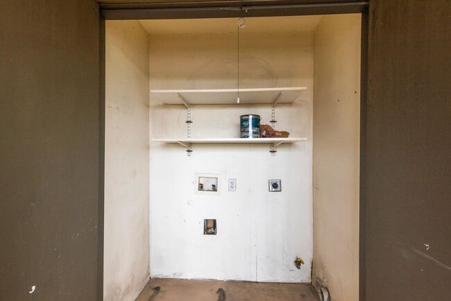 Building Photo - Stunning 2 Bedroom, 2 Bath Home in a Secure Gated Community in Oceanside - Your Dream Home Awaits!