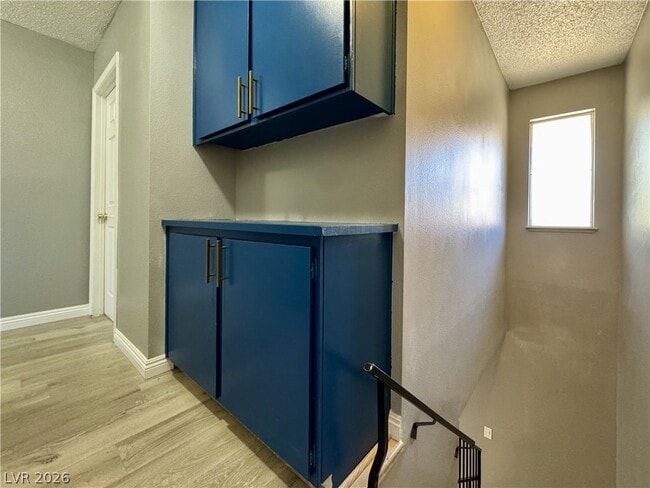 Building Photo - 6224 Meadow Haven Ln