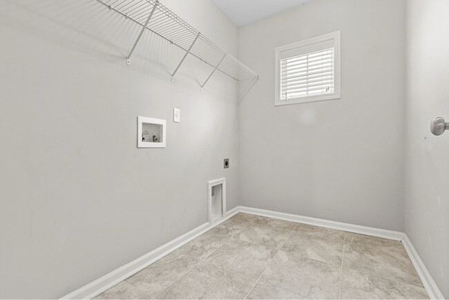 Building Photo - 5459 Charleywood Landing