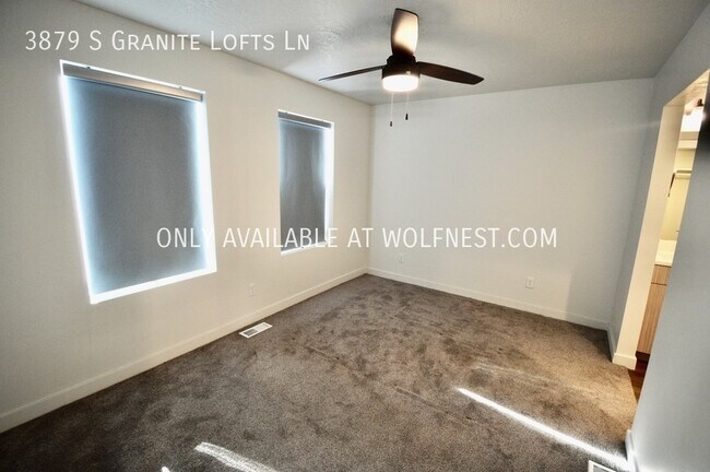Building Photo - 3879 Granite Lofts Ln