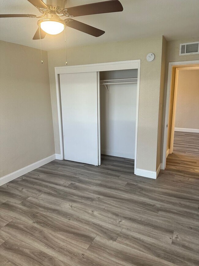 Building Photo - This cute home won't last long with a new ...