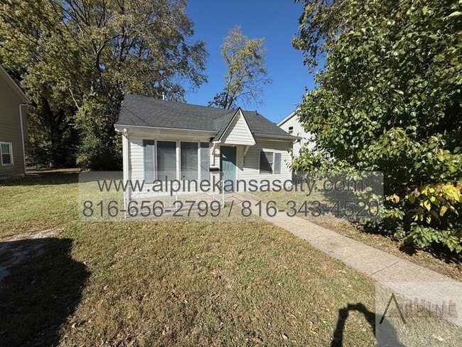 Building Photo - Small Affordable Home in Liberty