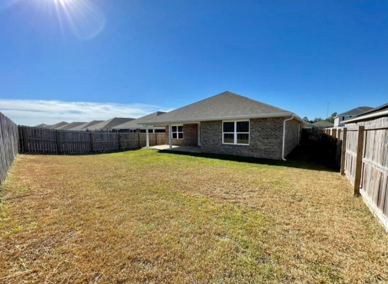 Building Photo - 910 Merganser Way