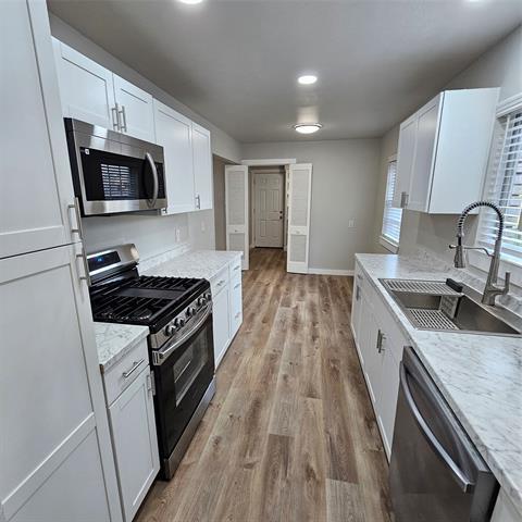 Building Photo - 1614 Matagorda Dr