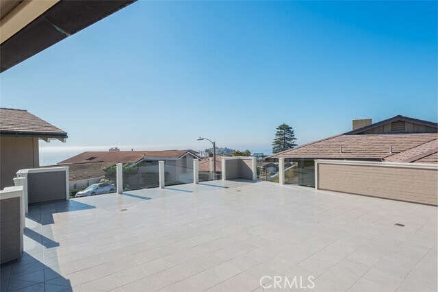 Building Photo - 810 Emerald Bay