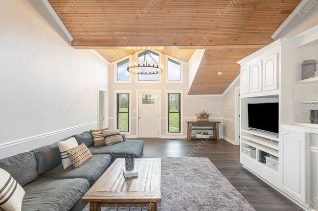 Building Photo - 7929 Daugherty-Capley Rd