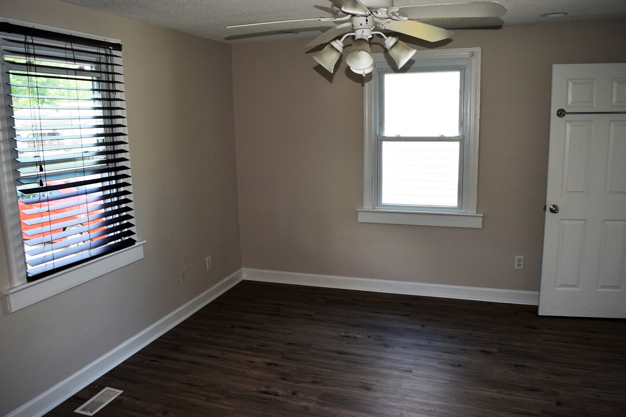 Front bedroom - 18 Morrison Ave