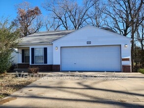 Building Photo - 1308 Spring St