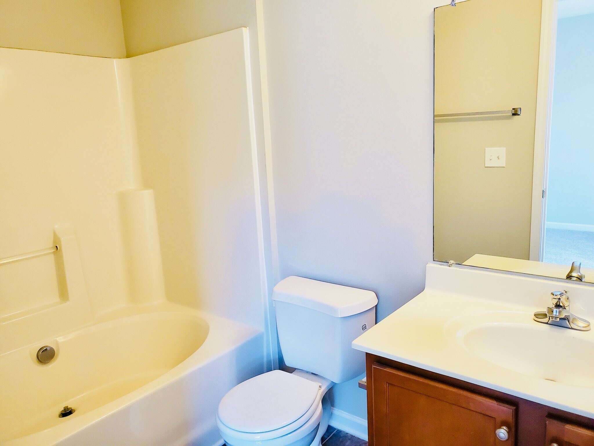 Building Photo - 651 Ganyard Farm Way