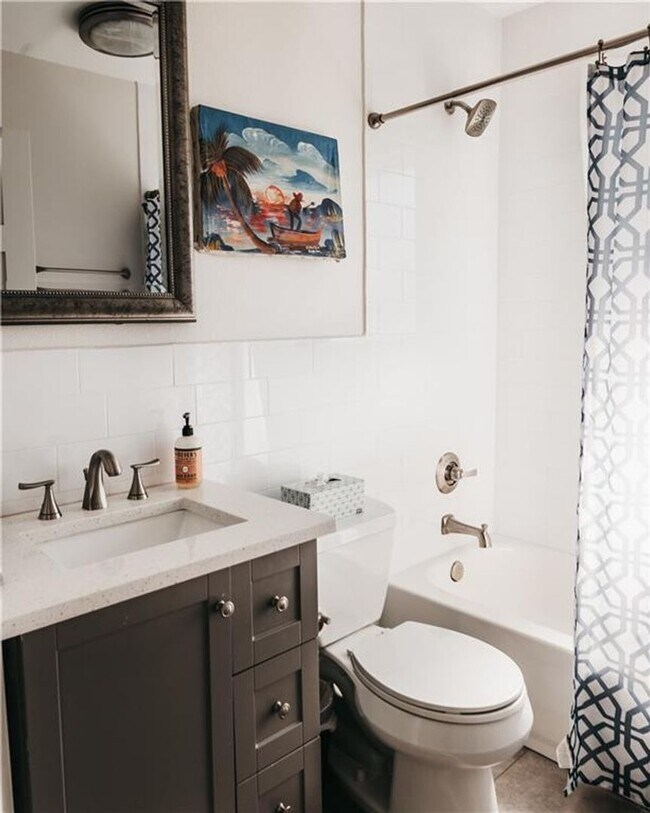 Building Photo - Beautiful 3-Bedroom Home in Windsor Park for Rent