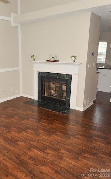 Building Photo - 605 Mountainwater Dr