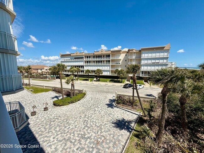 Building Photo - 425 Buchanan Ave