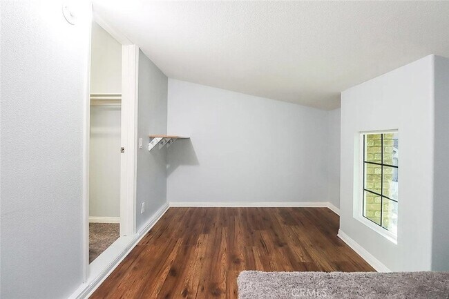 Building Photo - 6746 N Glasner Ln