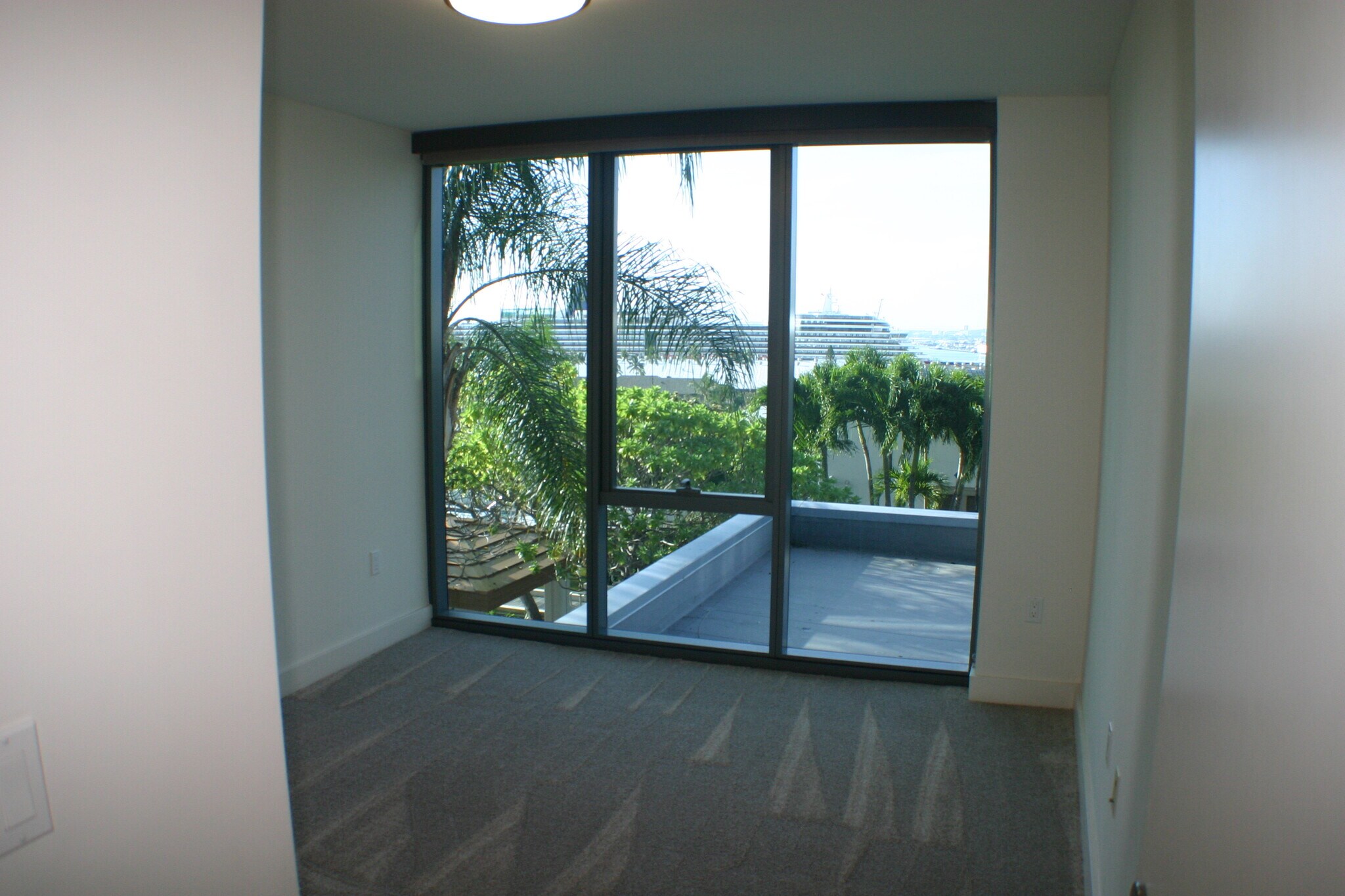Building Photo - 600 Ala Moana Blvd