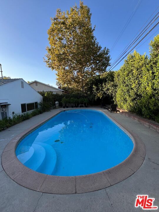 Building Photo - 9420 Creemore Dr