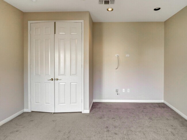 Building Photo - 38574 Clear Sky Way