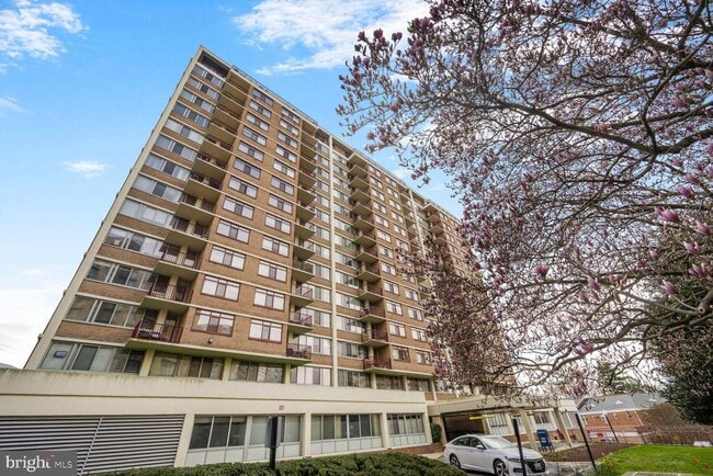 Building Photo - 1220 Blair Mill Rd