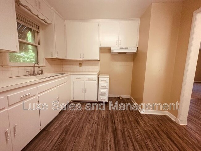 Building Photo - 3134 NW 49th St