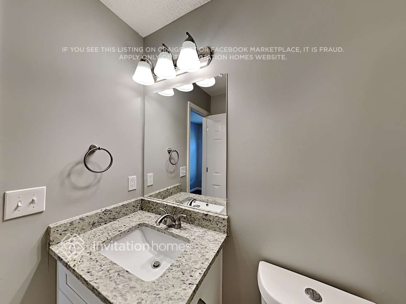 Building Photo - 1040 Maris Ln