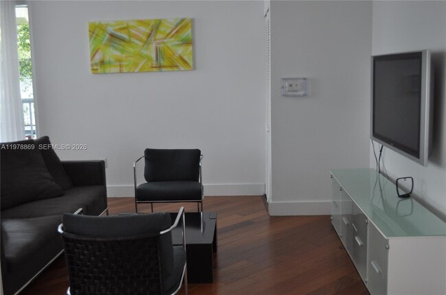 Building Photo - 234 NE 3rd St