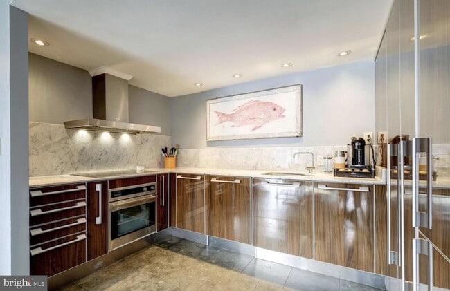 Building Photo - 3210 Grace St NW