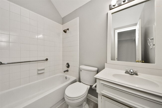 Building Photo - 2622 Stonebury Ln