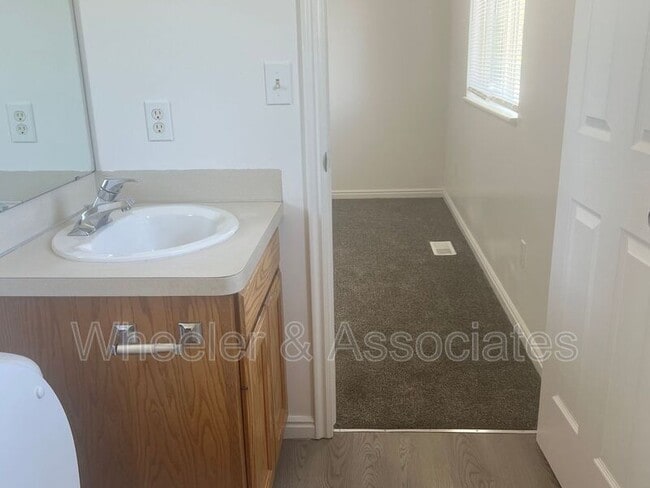 Building Photo - 5456 S 4125 W