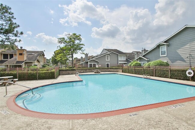 Building Photo - 12251 Copper Tree Pvt Ln