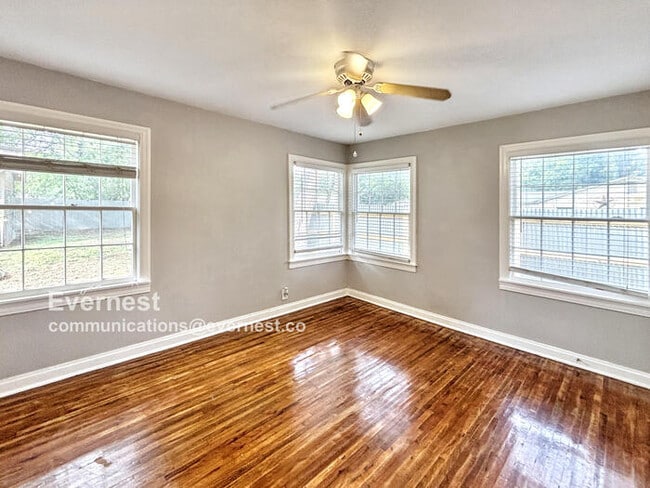 Building Photo - 208 Florence Dr