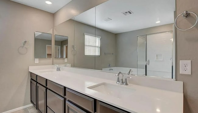 Building Photo - 37 Alamere Falls Dr