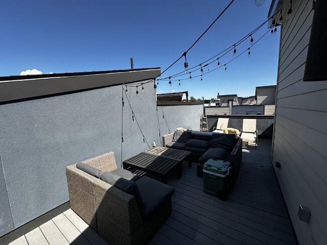 Building Photo - "Experience Modern Comfort: Spacious 2-Bed...