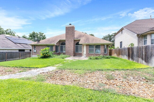 Building Photo - 6412 Convict Hill Rd
