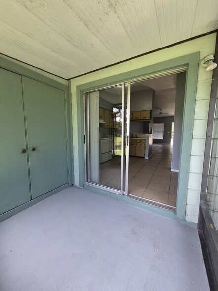 Building Photo - 3013 Wickham Ave
