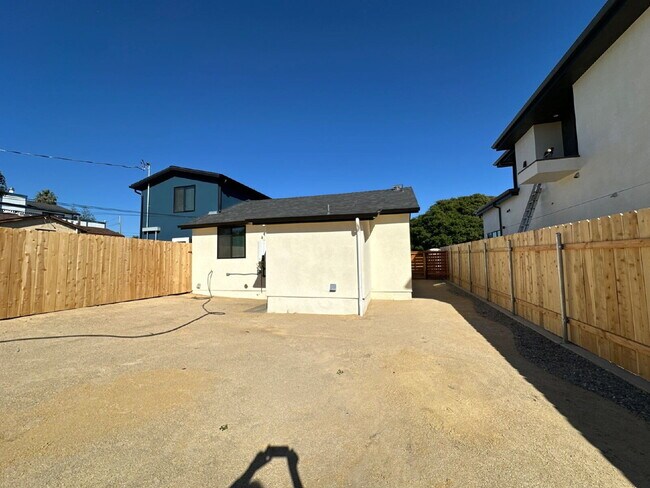 Building Photo - North Grover Beach | Fully Renovated + Huge Yard!