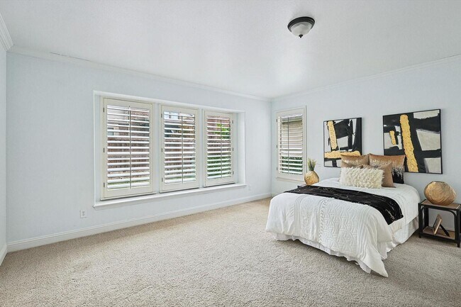 Building Photo - Stunning Mediterranean-Style Home in Highly Desirable Craig Ranch!
