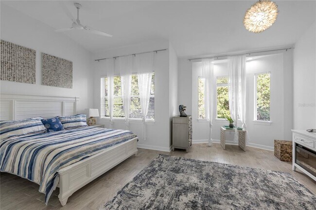 Building Photo - 5469 46th Ct W