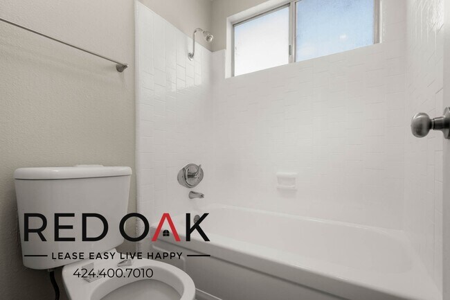 Building Photo - 13325 Heacock St