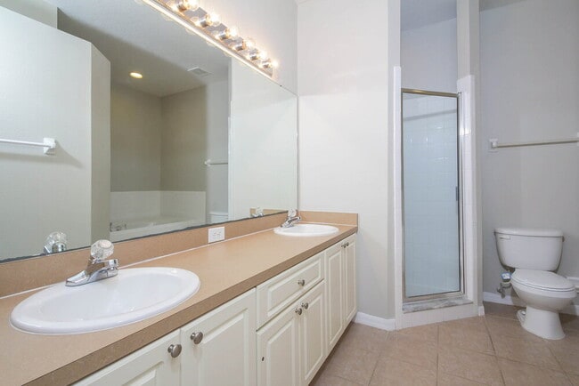 Building Photo - 6748 Monarch Park Dr
