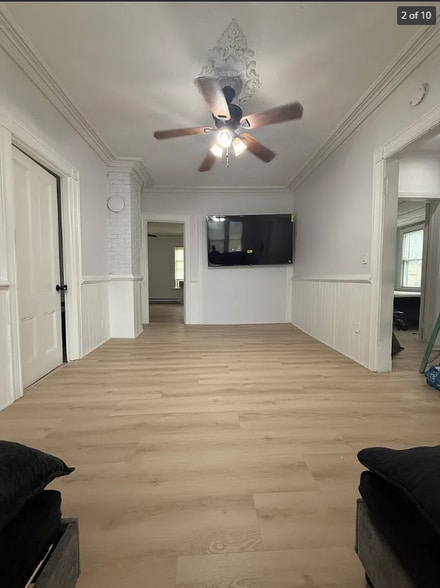 Building Photo - 51 Murray St