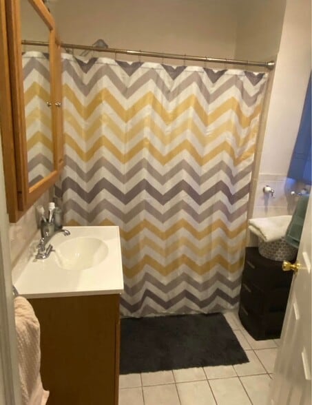 Building Photo - 159 S 4th Ave