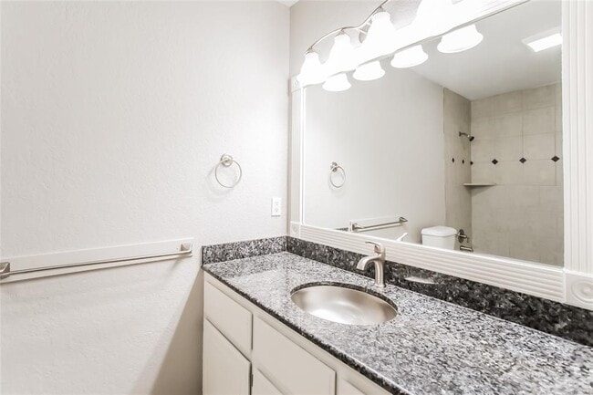 Building Photo - 2837 Green Canyon Dr