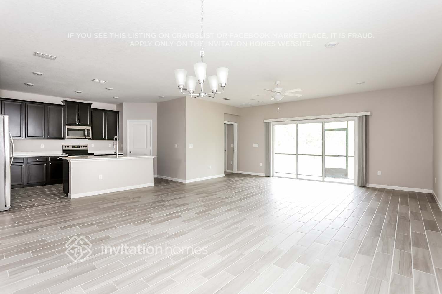 Building Photo - 9848 Lemon Grass Ln