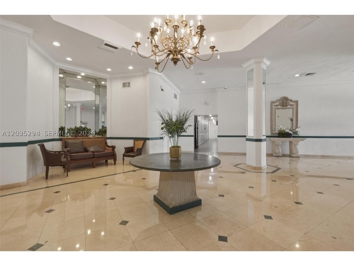 Building Photo - 1301 NE Miami Gardens Dr