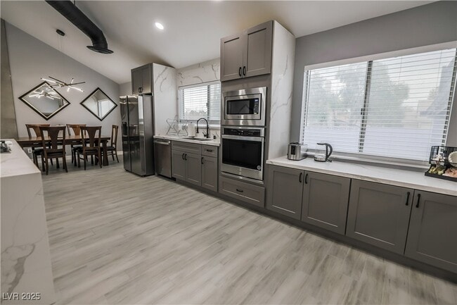 Building Photo - 5301 Opuntia St